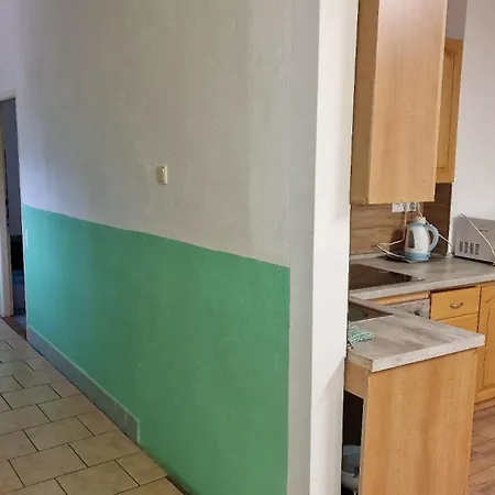 Zelená * Jelenec