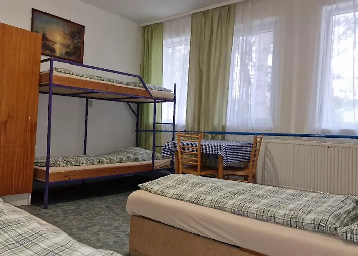 Zelena בית נופש Jelenec